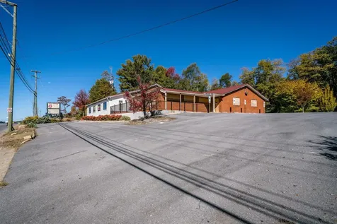 2323 West Main Street Waynesboro VA 22980
