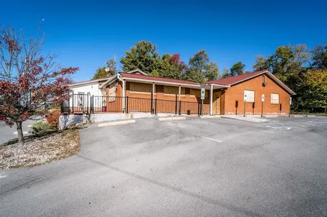 2323 West Main Street Waynesboro VA 22980