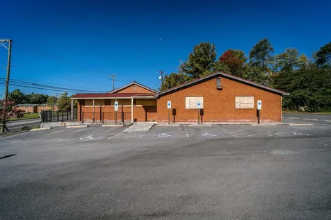 2323 West Main Street Waynesboro VA 22980