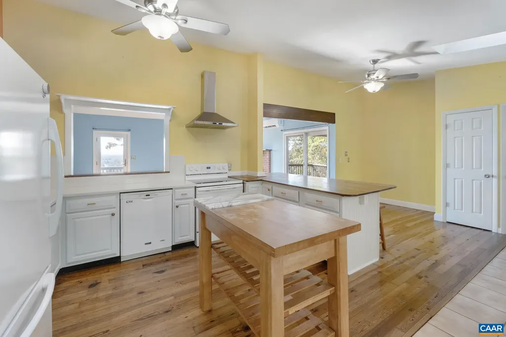 504 Farmview Road Stanardsville VA 22973