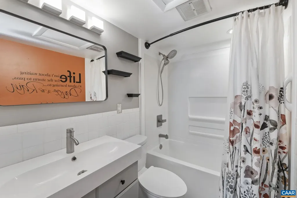 504 Farmview Road Stanardsville VA 22973