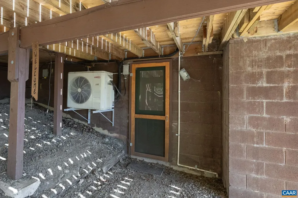 504 Farmview Road Stanardsville VA 22973