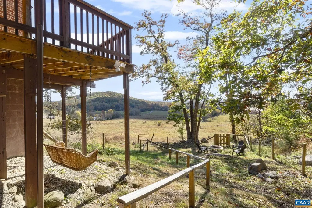 504 Farmview Road Stanardsville VA 22973