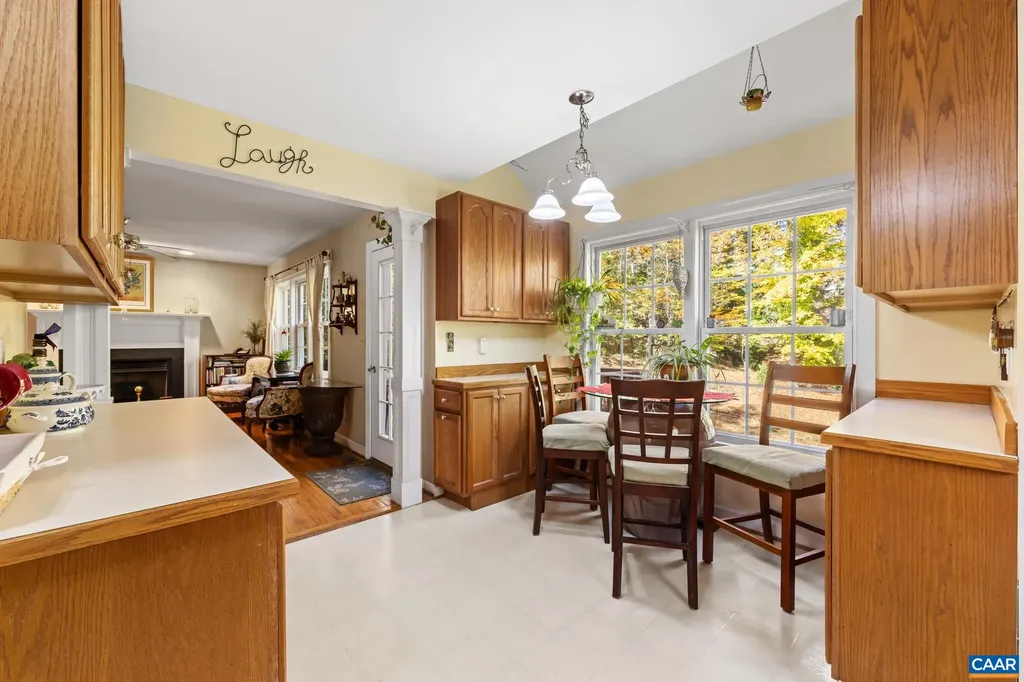 1018 Ashby Place Charlottesville VA 22901