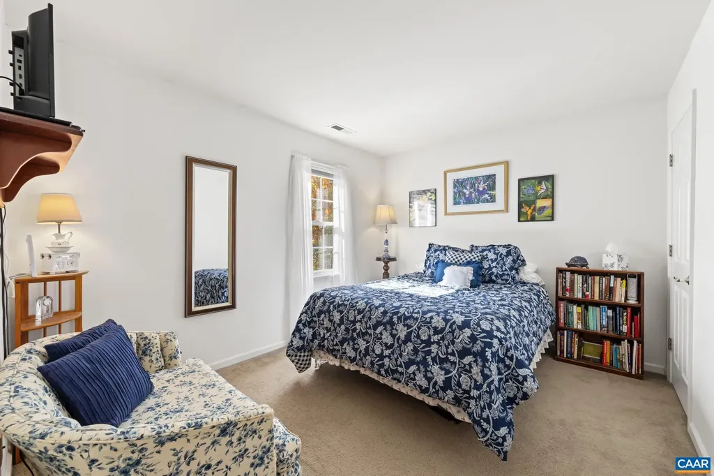 1018 Ashby Place Charlottesville VA 22901