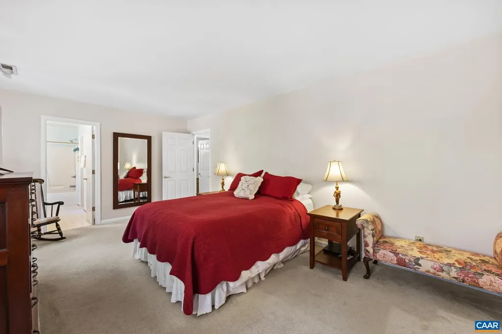 1018 Ashby Place Charlottesville VA 22901