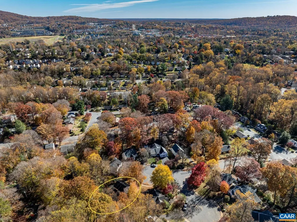 1018 Ashby Place Charlottesville VA 22901