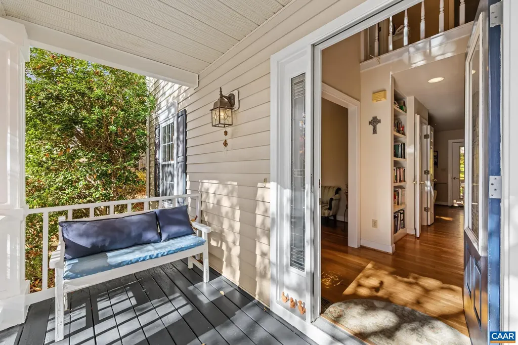 1018 Ashby Place Charlottesville VA 22901