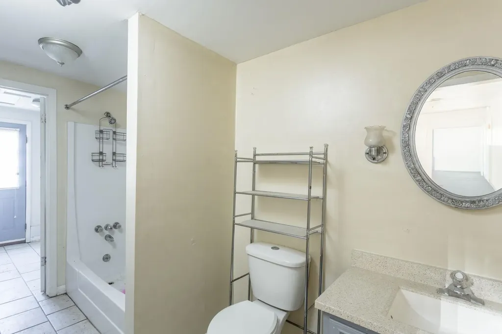 8 S Chestnut Avenue Craigsville VA 24430