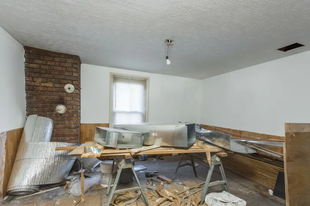 165 W Railroad Avenue Craigsville VA 24430