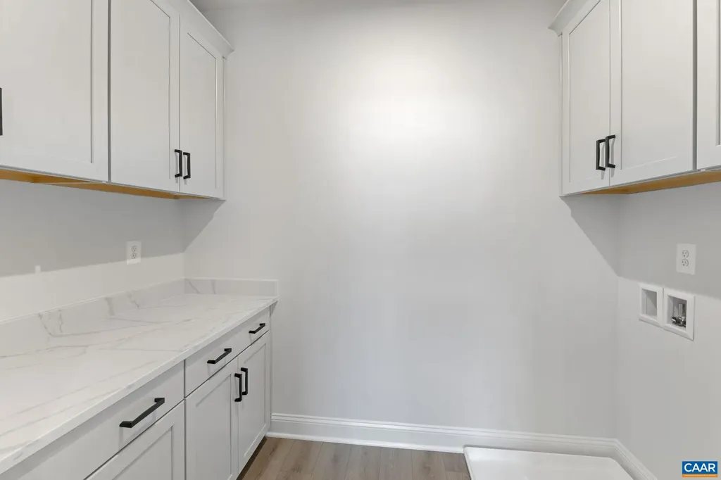 24 Sablewood Drive Charlottesville VA 22911