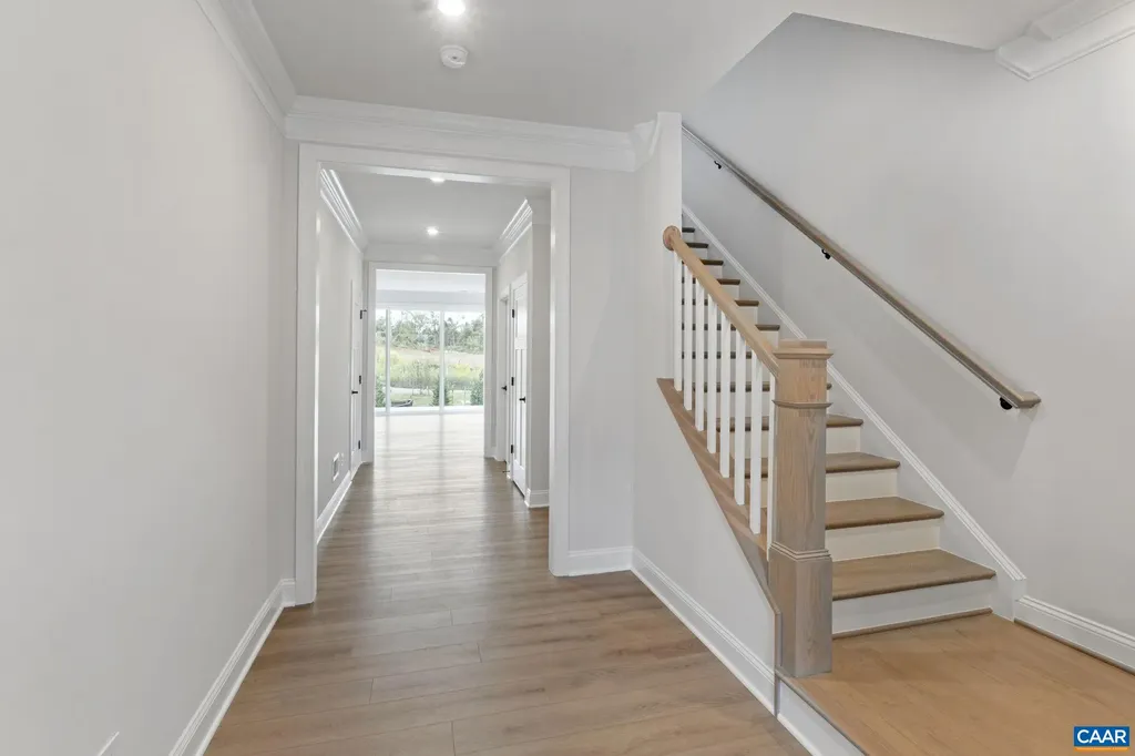 24 Sablewood Drive Charlottesville VA 22911