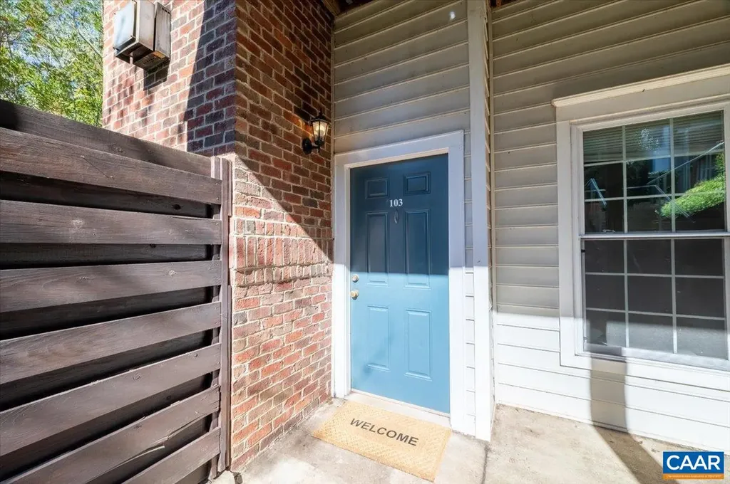 1075 Weybridge Court Charlottesville VA 22911