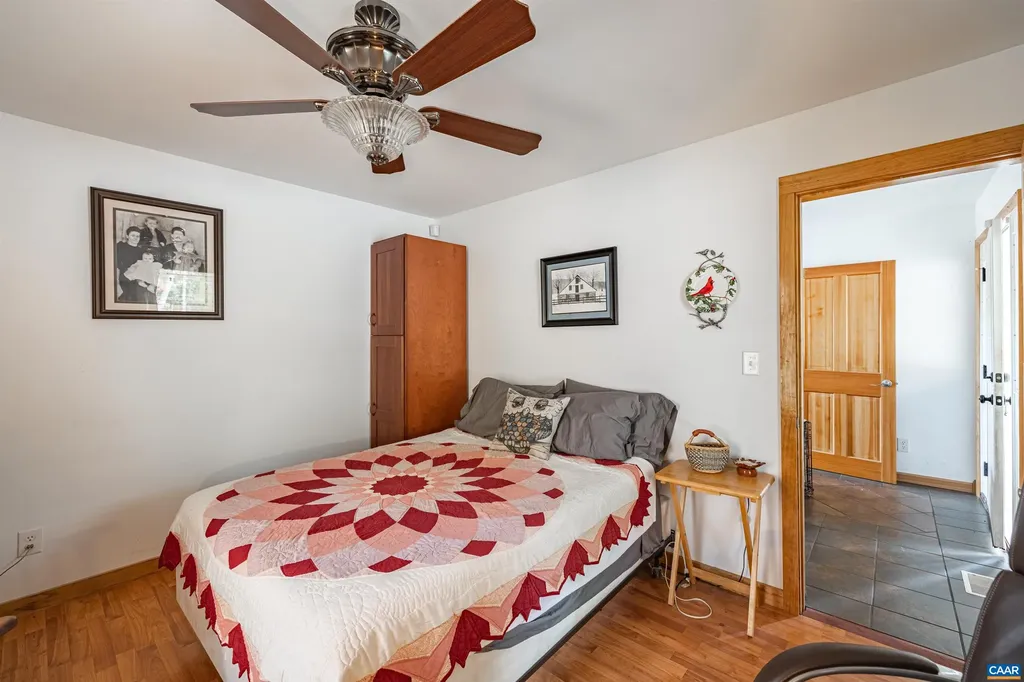 125 River Breeze Court Howardsville VA 24562