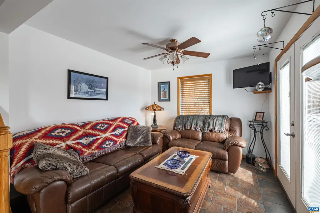 125 River Breeze Court Howardsville VA 24562