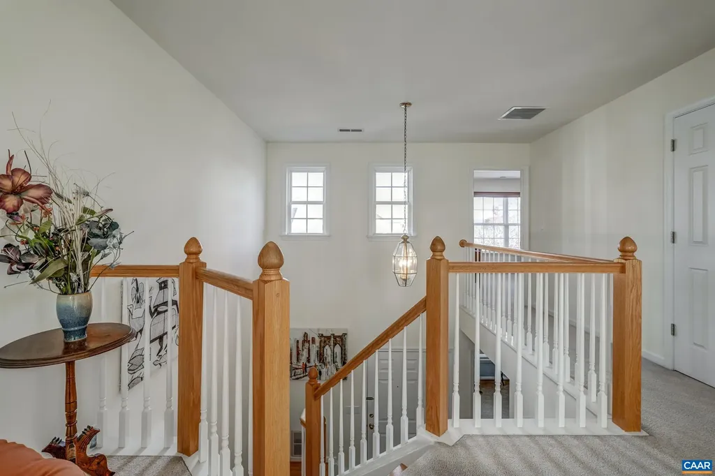 1374 Wimbledon Way Charlottesville VA 22901