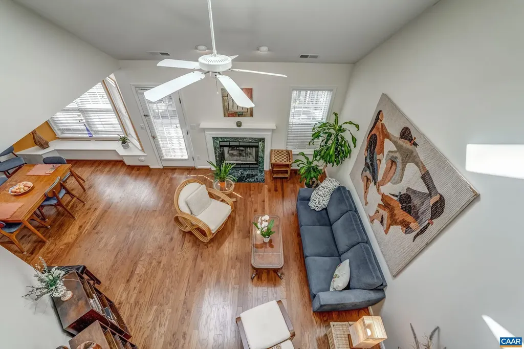 1374 Wimbledon Way Charlottesville VA 22901