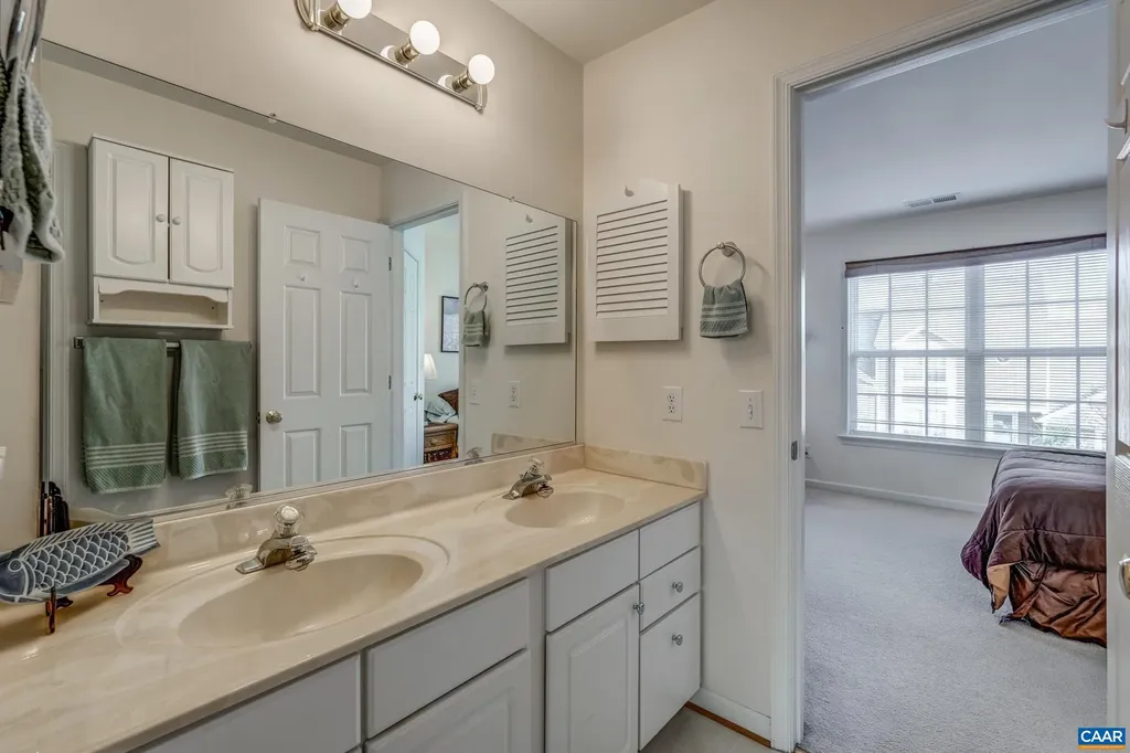 1374 Wimbledon Way Charlottesville VA 22901