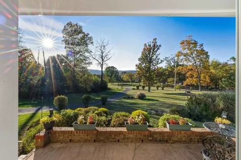 480 Mont View Lane Luray VA 22835