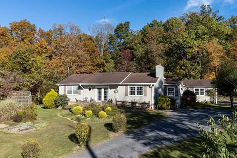 480 Mont View Lane Luray VA 22835