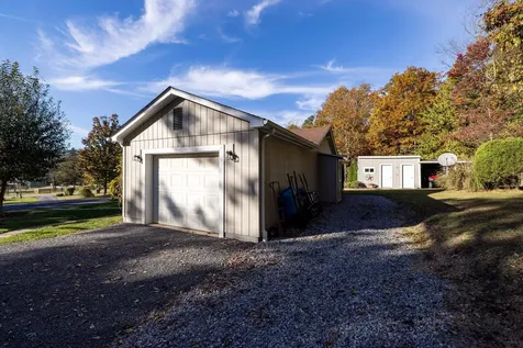 480 Mont View Lane Luray VA 22835