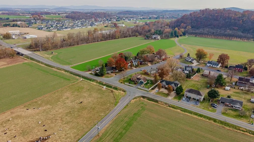 4216 Countryside Drive Bridgewater VA 22812