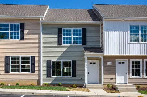 1305 Owen Lane Harrisonburg VA 22802