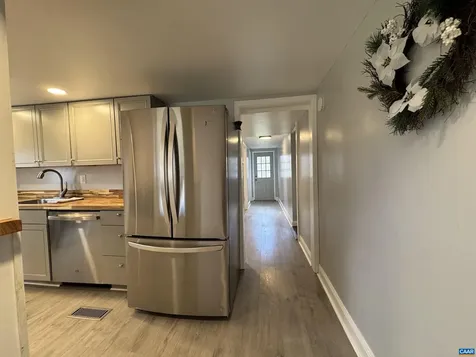 43 Niswander Road Staunton VA 24401