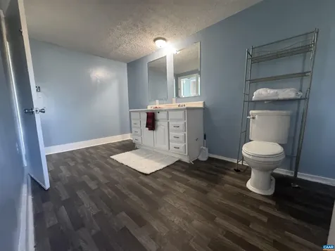 43 Niswander Road Staunton VA 24401