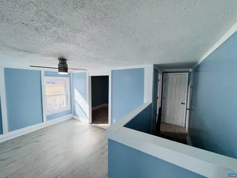 43 Niswander Road Staunton VA 24401
