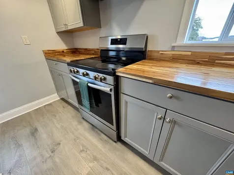 43 Niswander Road Staunton VA 24401
