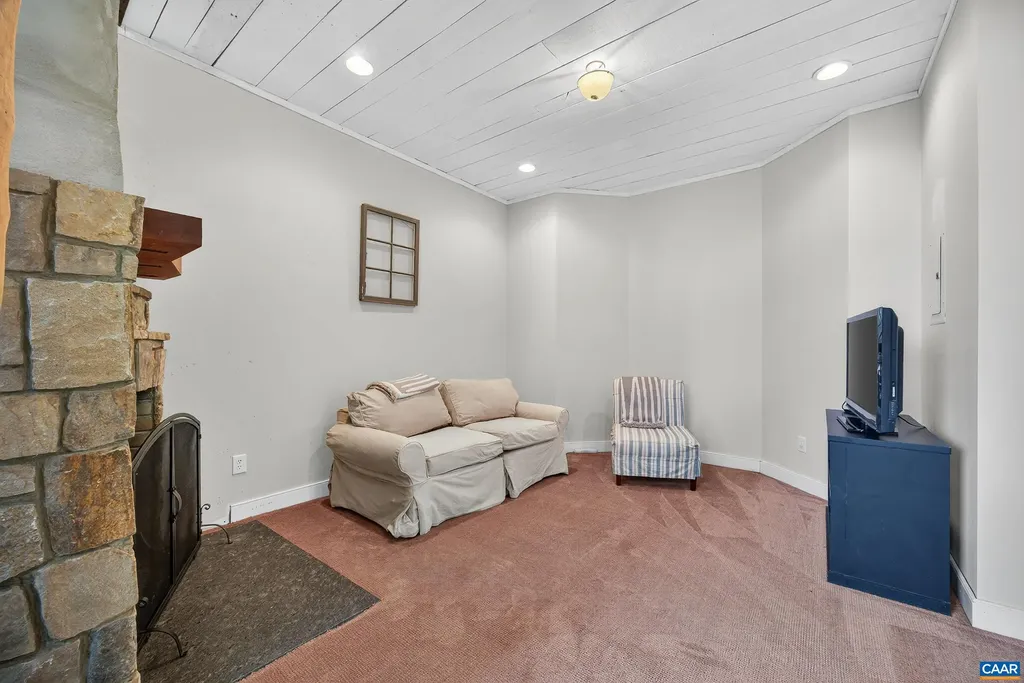 3005 Lonesome Mountain Road Charlottesville VA 22911