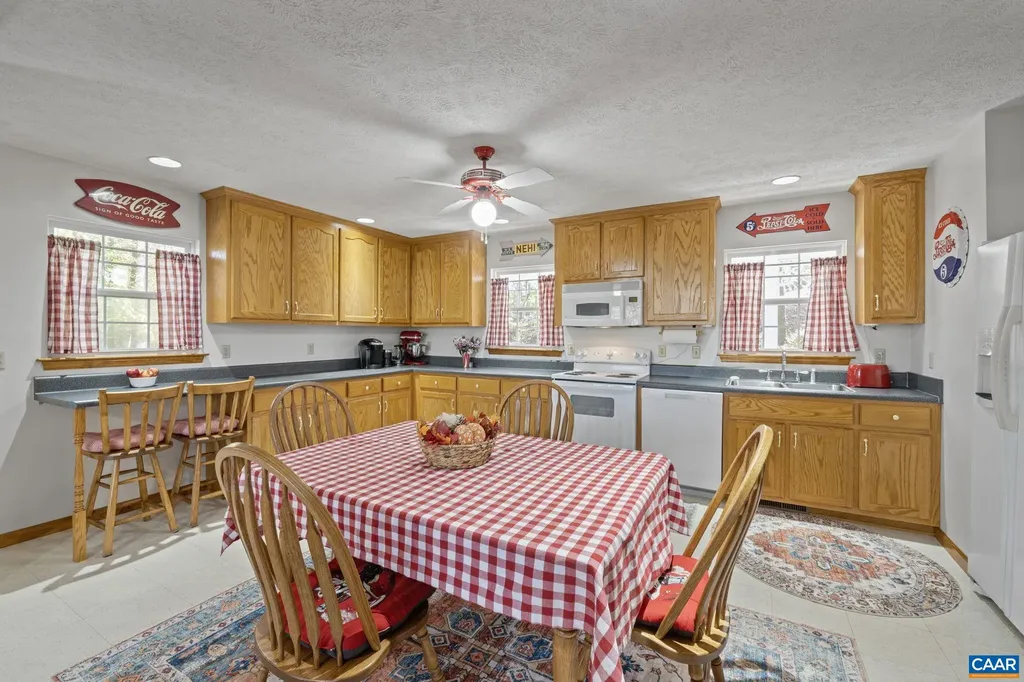 60 Chippewa Lane Palmyra VA 22963