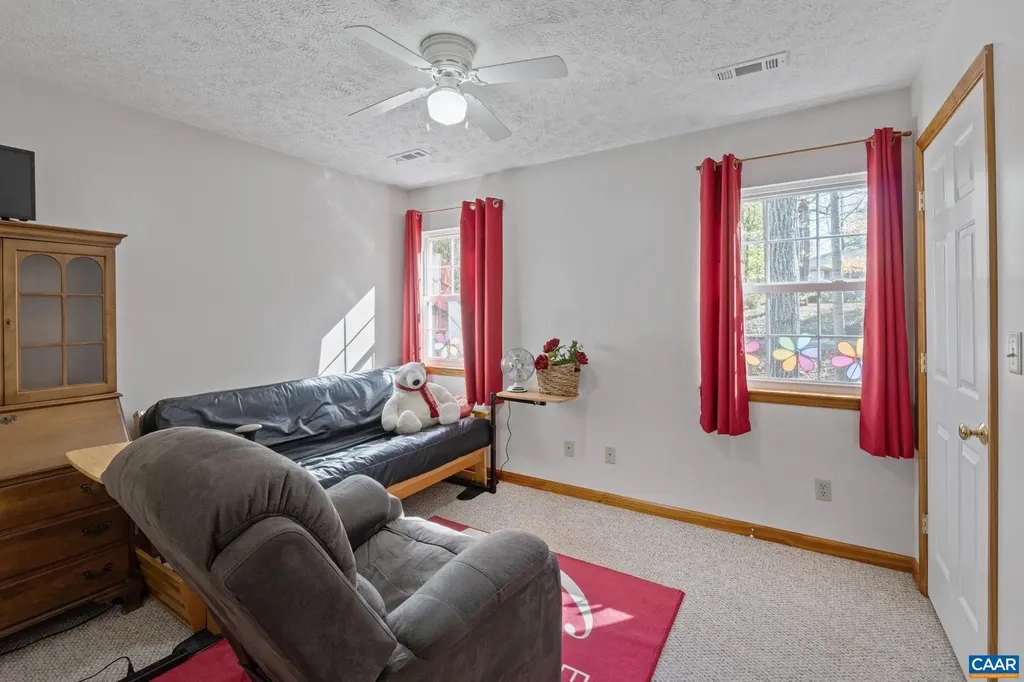 60 Chippewa Lane Palmyra VA 22963