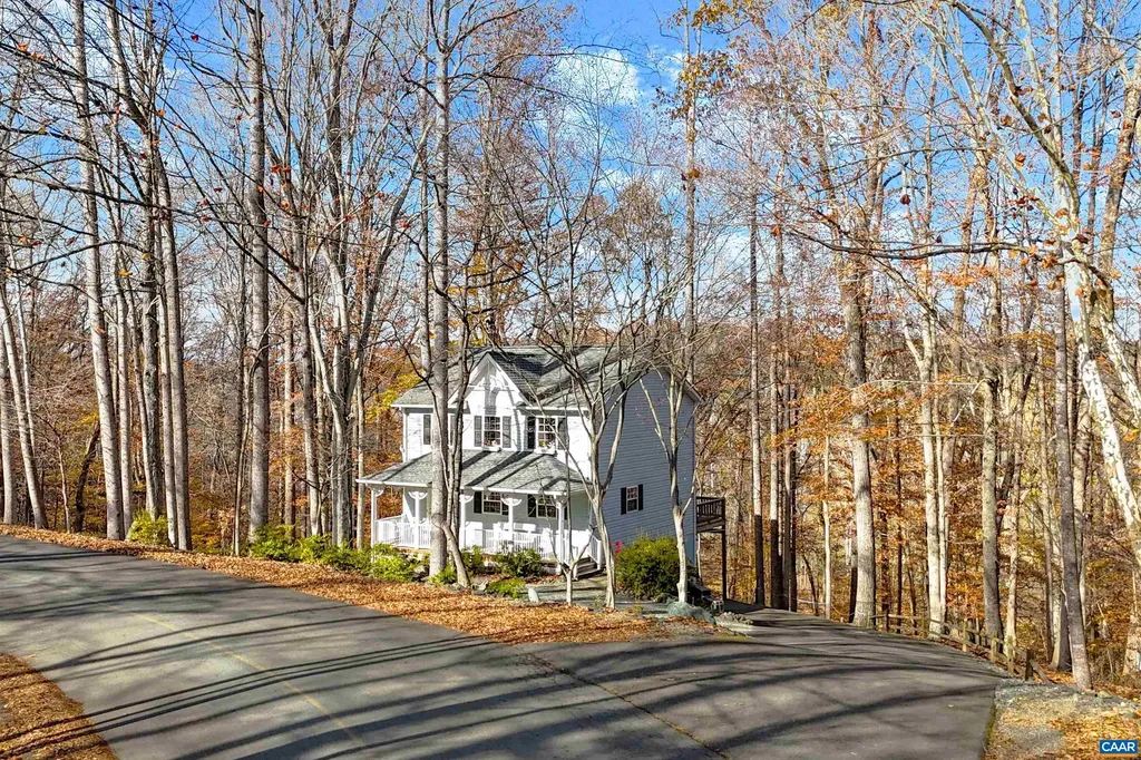 60 Chippewa Lane Palmyra VA 22963