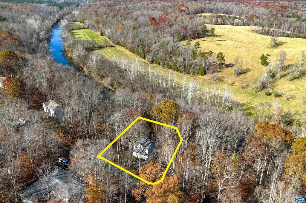 60 Chippewa Lane Palmyra VA 22963