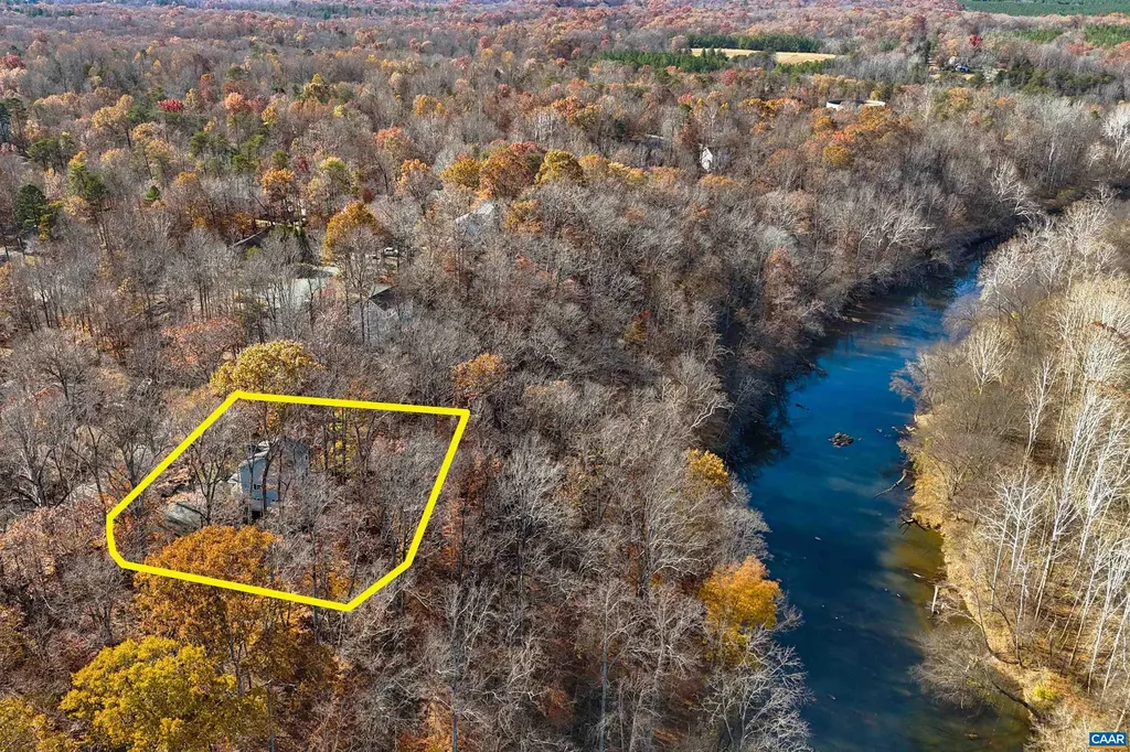 60 Chippewa Lane Palmyra VA 22963