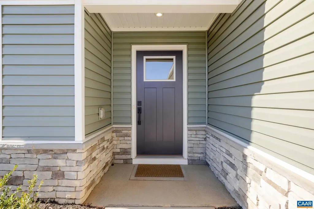 108 White Sands Boulevard Barboursville VA 22923