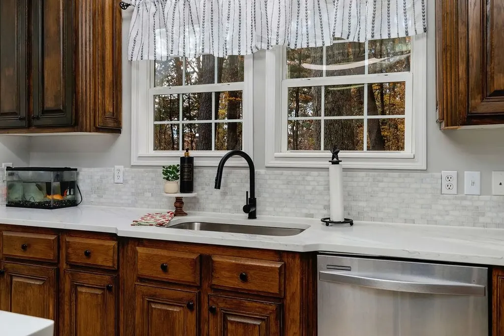 333 Bridgewater Road Bridgewater VA 22812