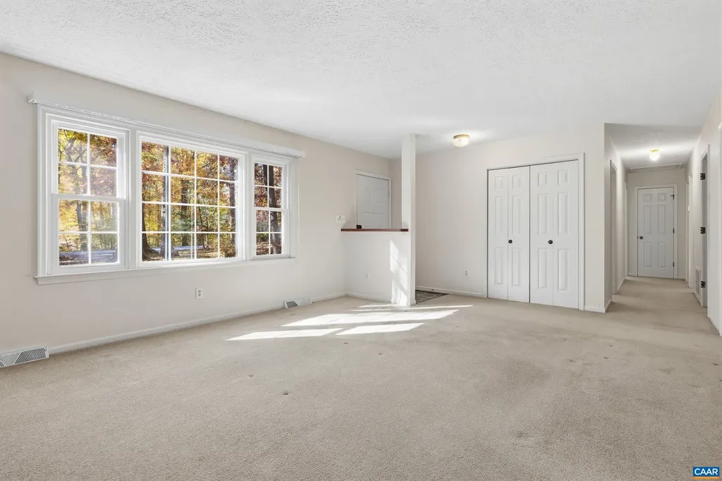 4802 Mechunk Road Keswick VA 22947