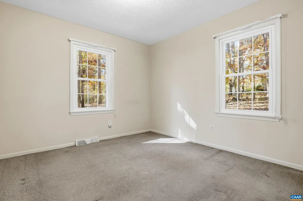 4802 Mechunk Road Keswick VA 22947