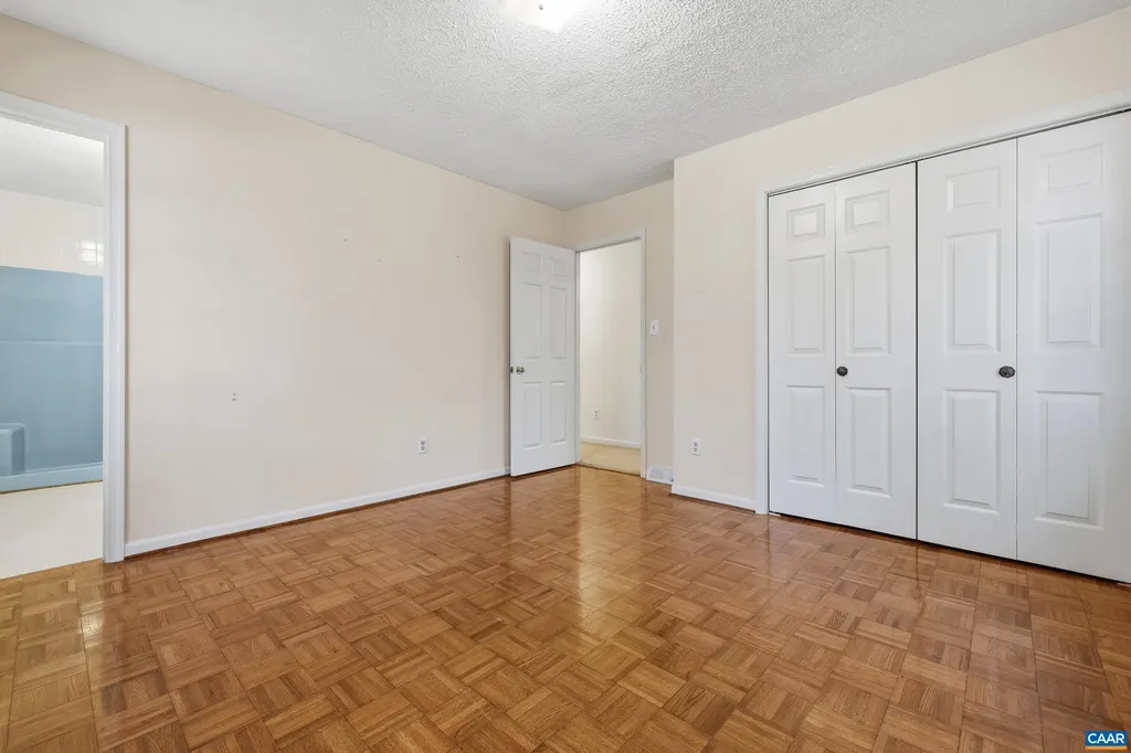 4802 Mechunk Road Keswick VA 22947