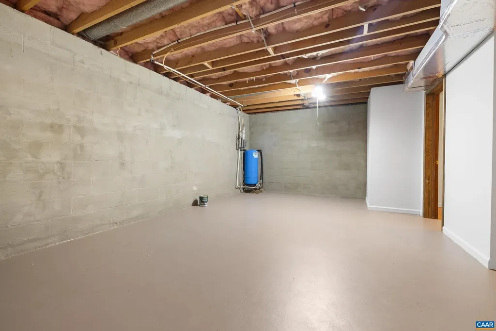 4802 Mechunk Road Keswick VA 22947