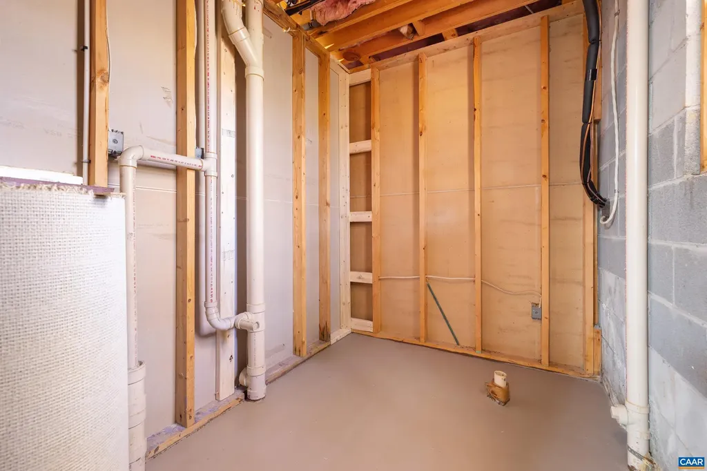 4802 Mechunk Road Keswick VA 22947