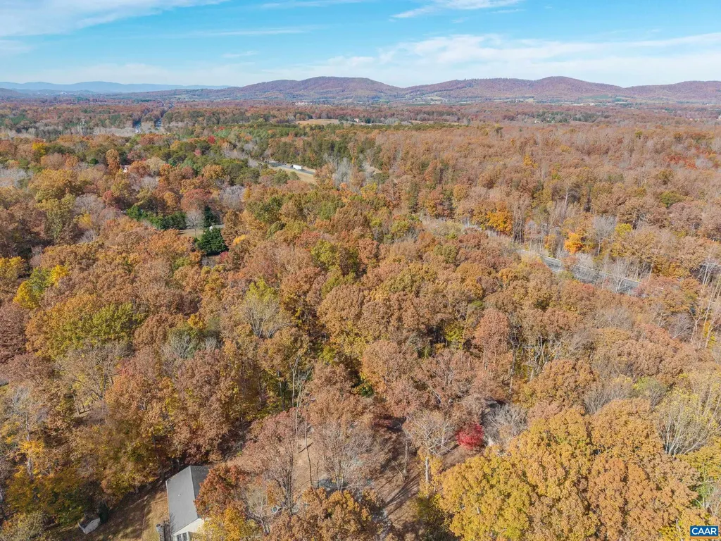 4802 Mechunk Road Keswick VA 22947