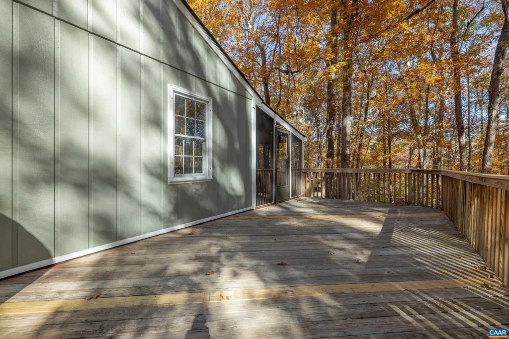 4802 Mechunk Road Keswick VA 22947