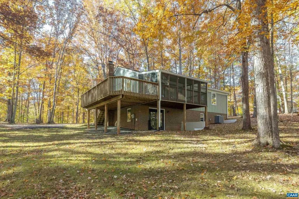 4802 Mechunk Road Keswick VA 22947