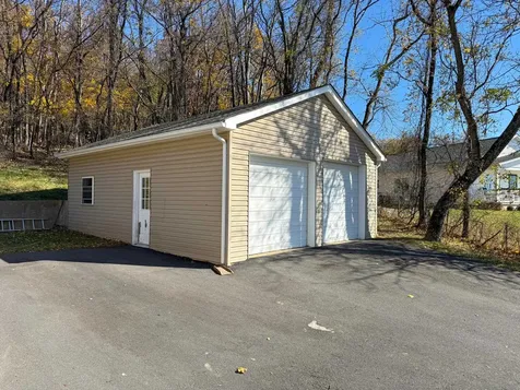 901 Powhatan Street Staunton VA 24401