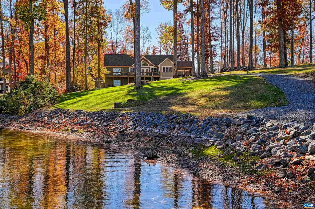 15 Wolftrap Court Bumpass VA 23024