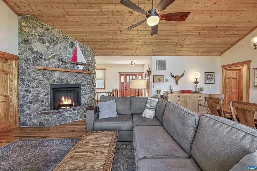 15 Wolftrap Court Bumpass VA 23024